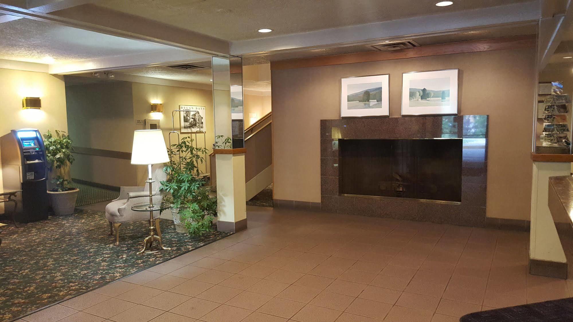 Hibbing Park Hotel Eksteriør billede